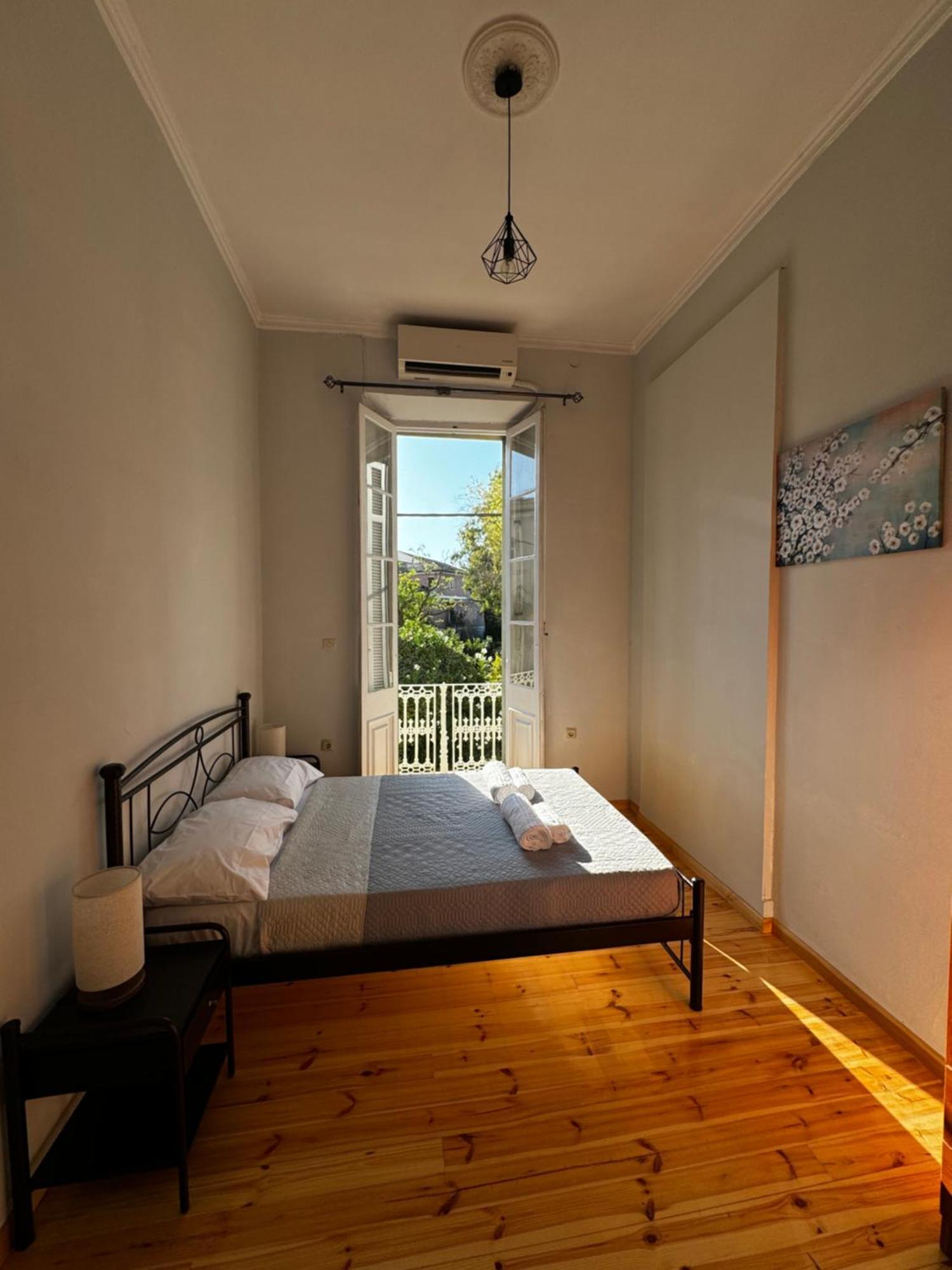 Gegekos Apartment コルフ島 エクステリア 写真